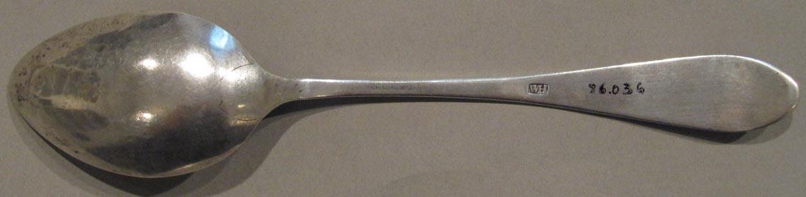 1998.0004.1826 spoon underside