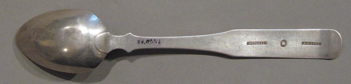 1998.0004.1828.002 spoon underside