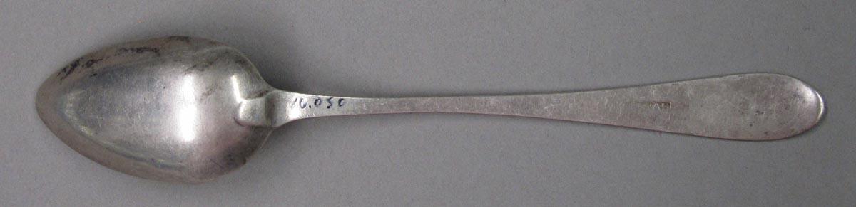 1998.0004.1840 spoon underside