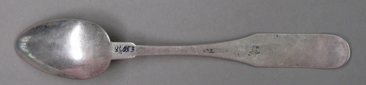 1998.0004.1843 spoon underside