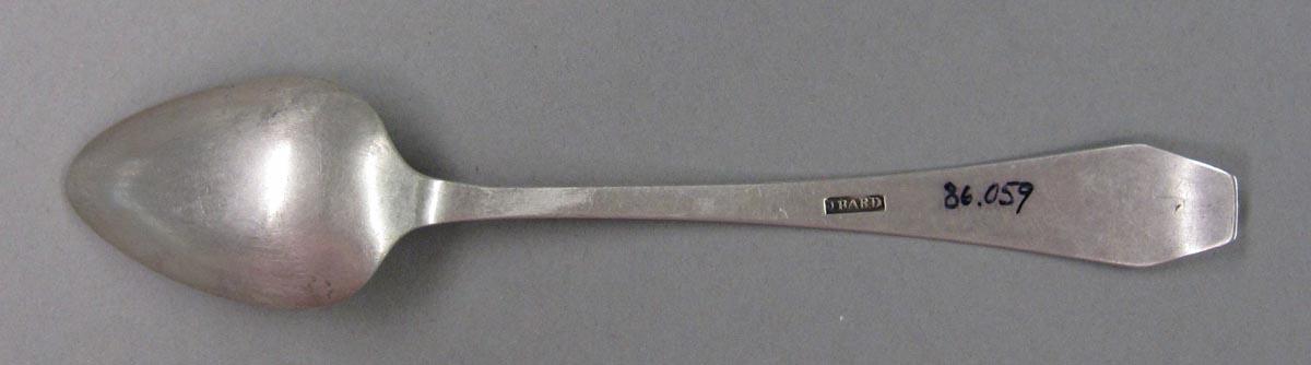 1998.0004.1849.002 spoon underside