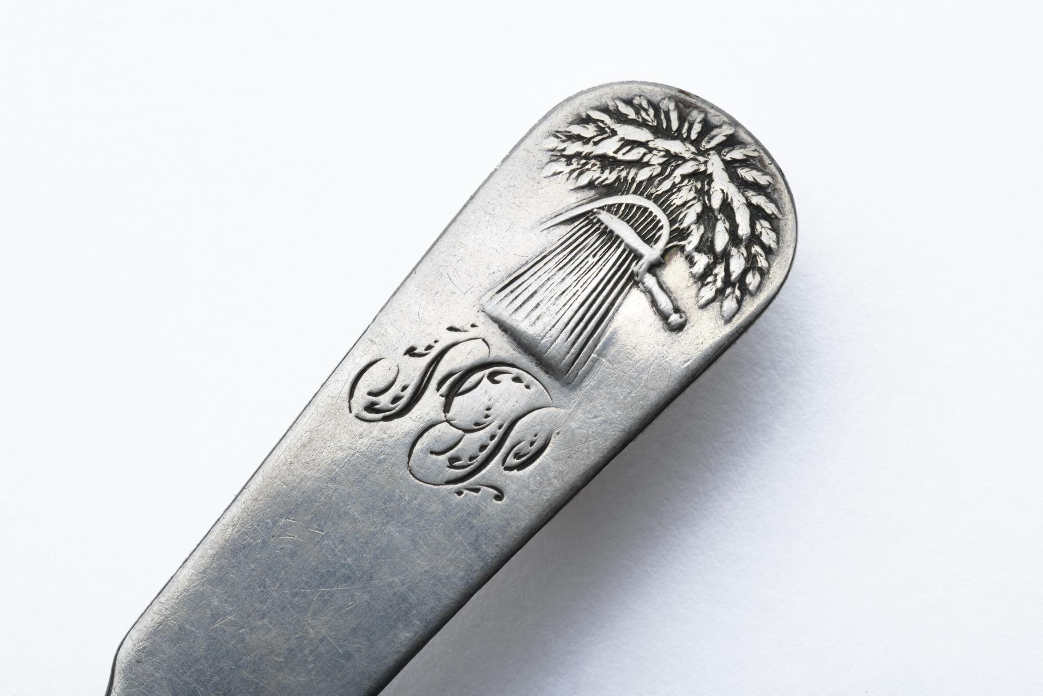 1998.0004.1851 Spoon, detail 1