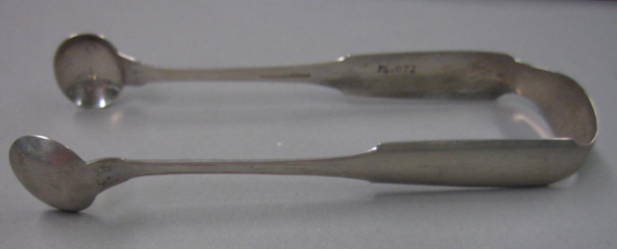 1998.0004.1862 tongs side one