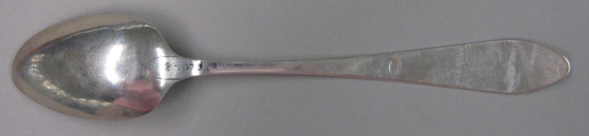 1998.0004.1863 spoon underside