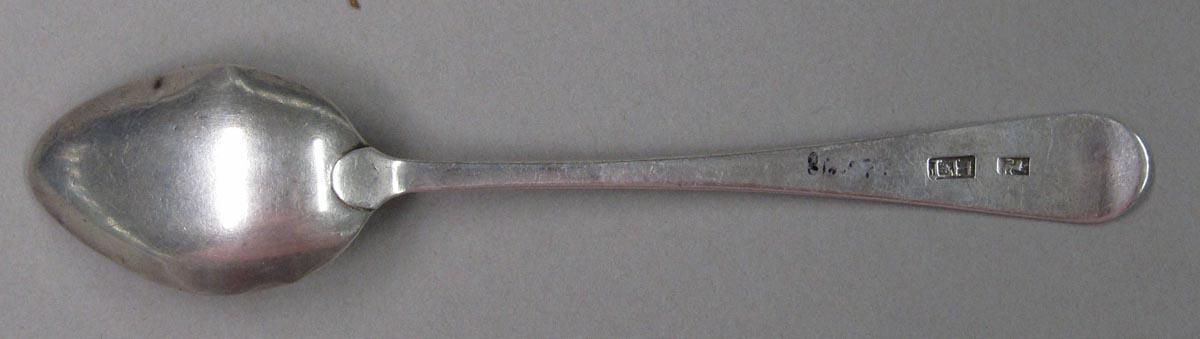 1998.0004.1867.001 spoon underside