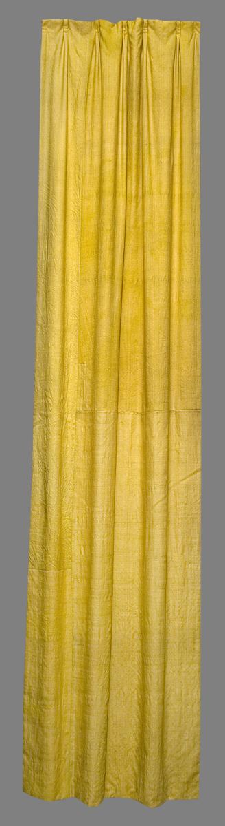 1952.0354.001 A Window Hanging, Side Curtain