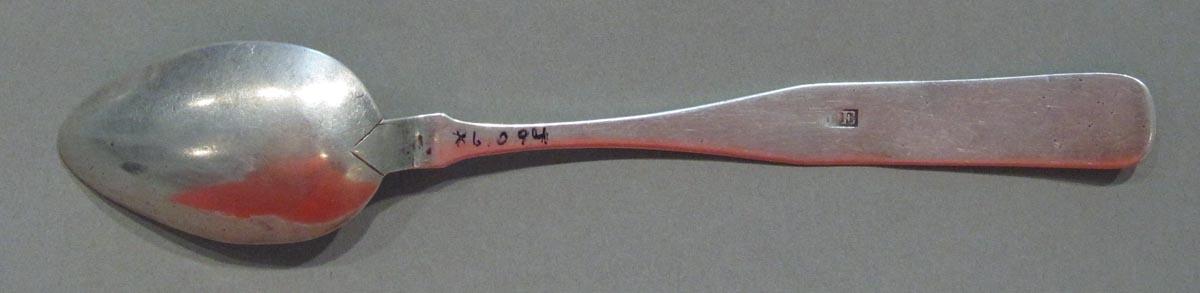 1998.0004.1884 spoon underside