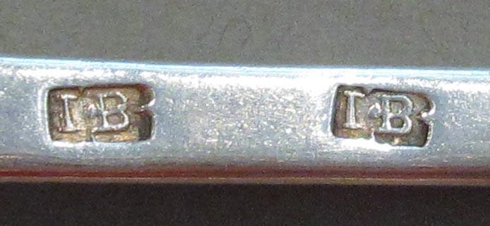 1998.0004.1891 spoon marks