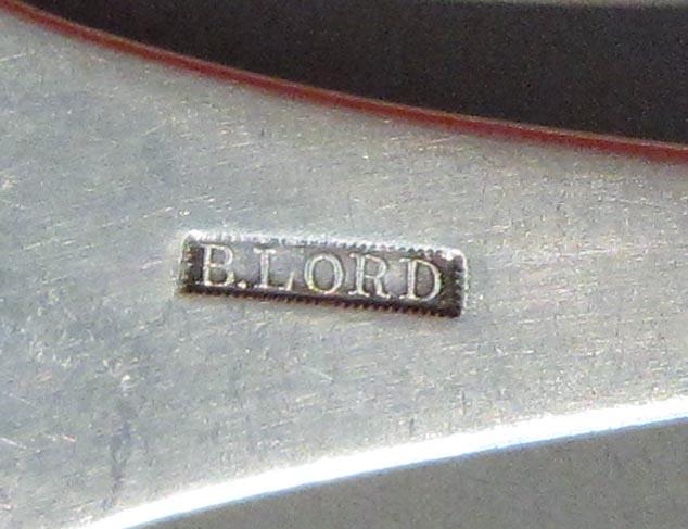 1998.0004.1900.001 spoon mark