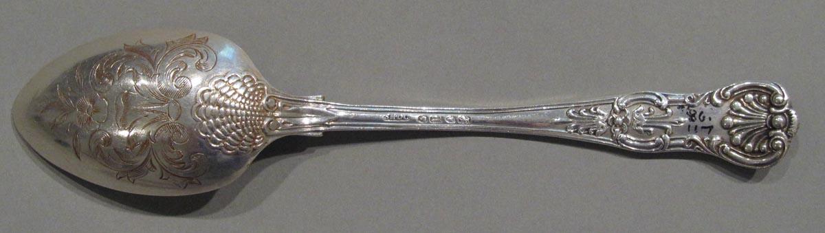 1998.0004.1905 spoon underside
