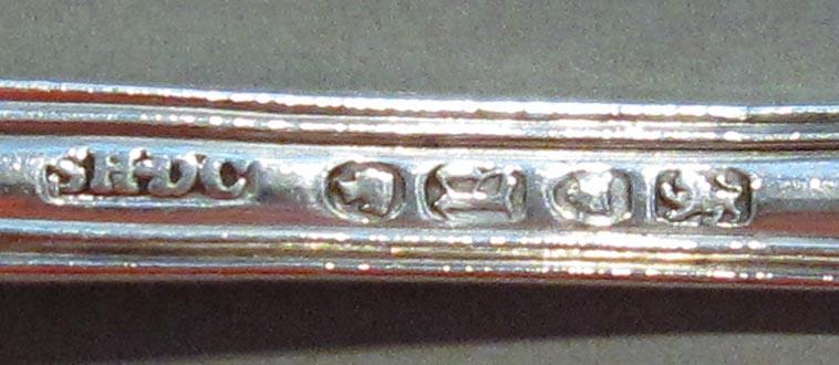 1998.0004.1905 spoon marks