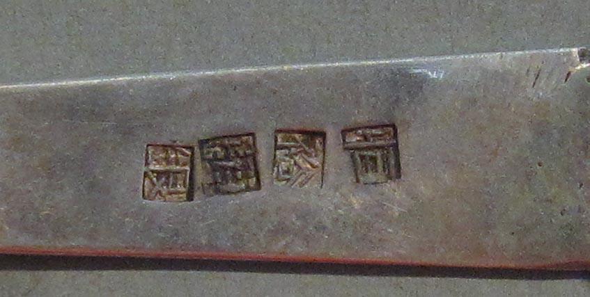 1998.0004.1906.001 fork marks