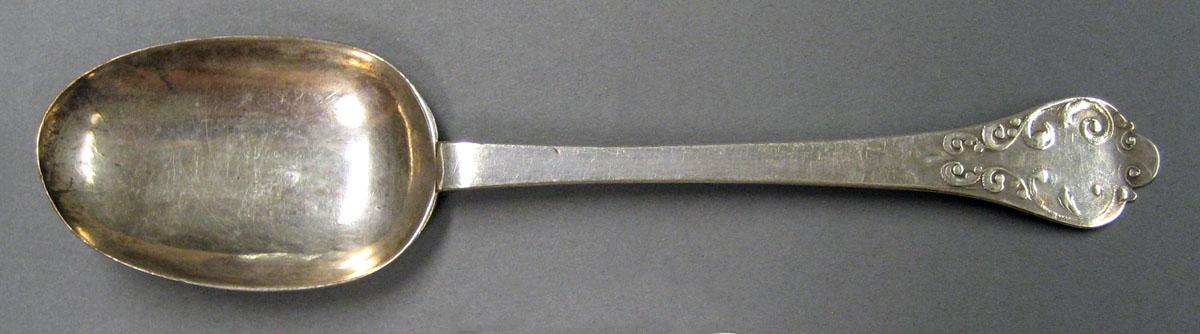 1998.0004.1907 Silver Spoon upper surface