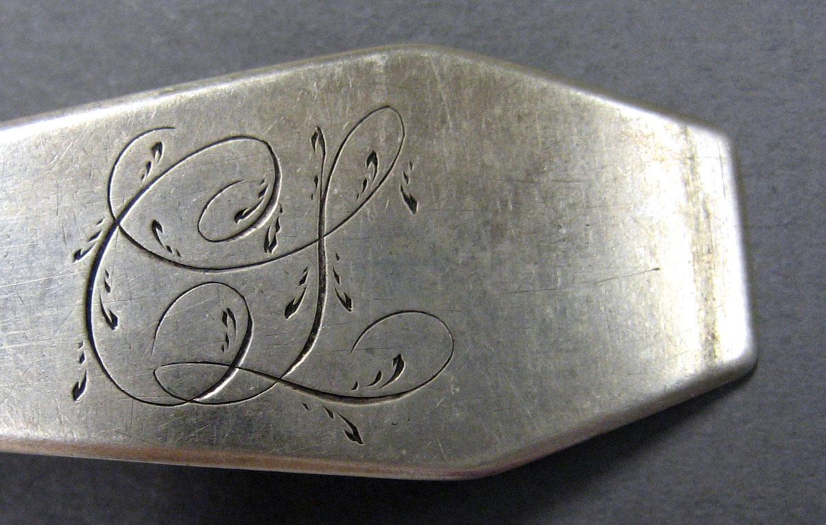 1998.0004.1909.001 Silver Spoon engraving upper surface