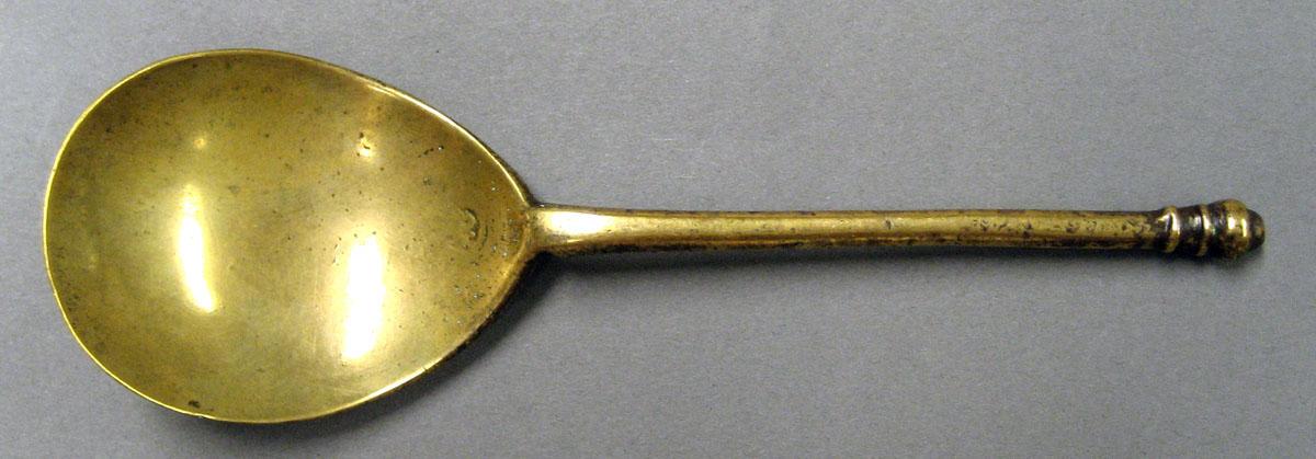 1998.0004.1911 Silver Spoon upper surface
