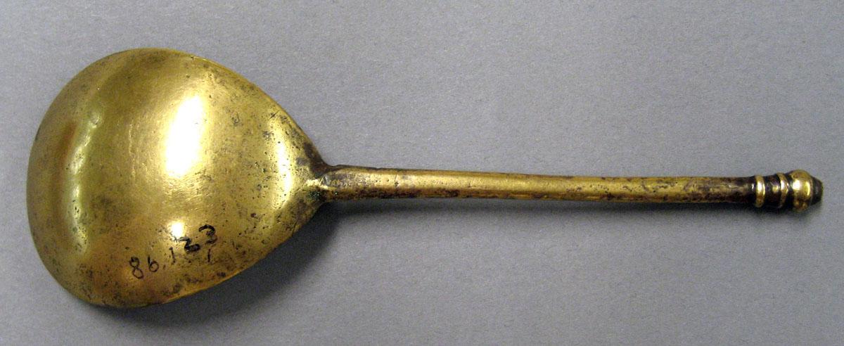 1998.0004.1911 Silver Spoon underside