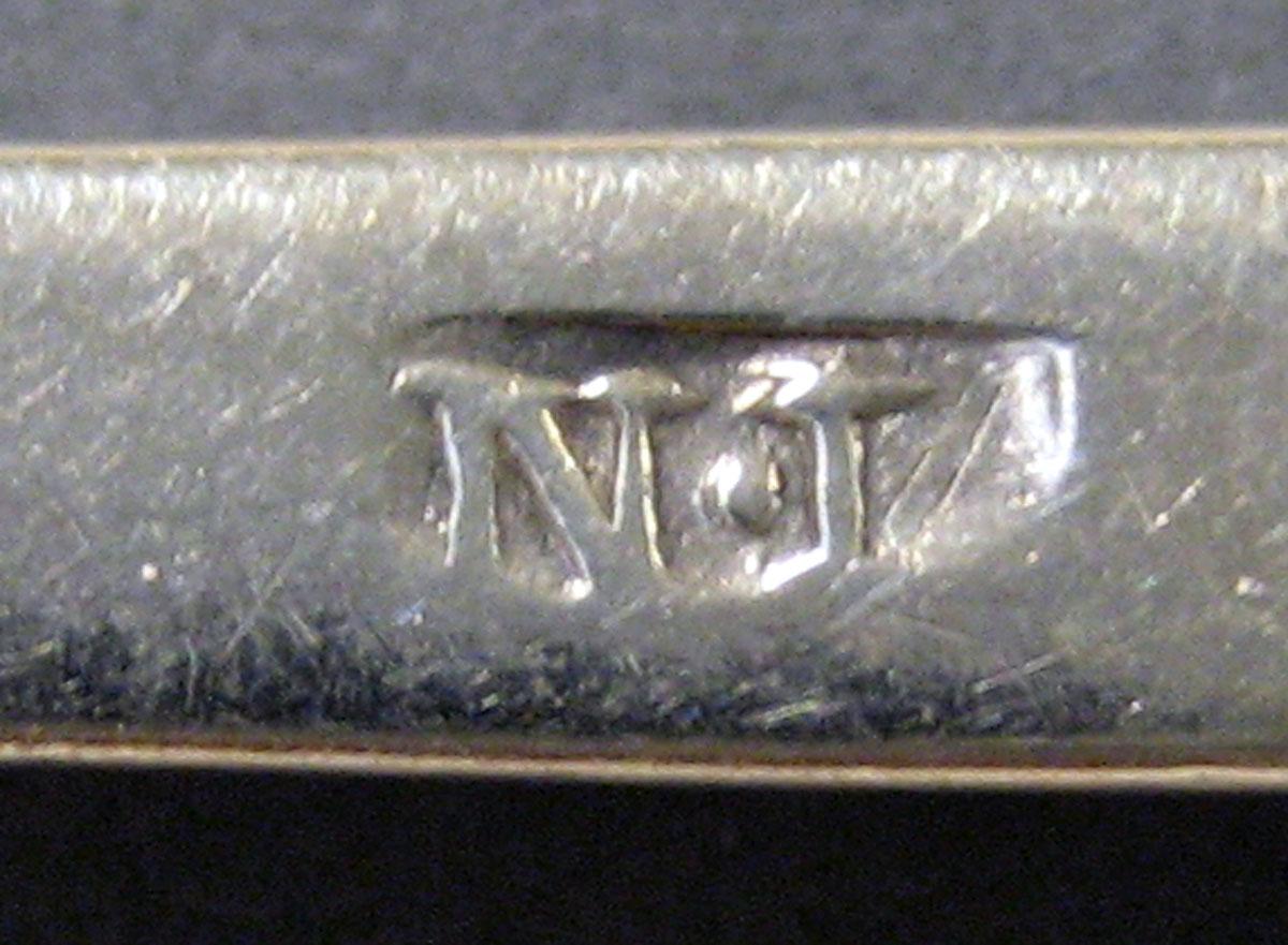 1998.0004.1913 Silver Spoon mark