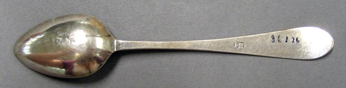 1998.0004.1914 Silver Spoon underside