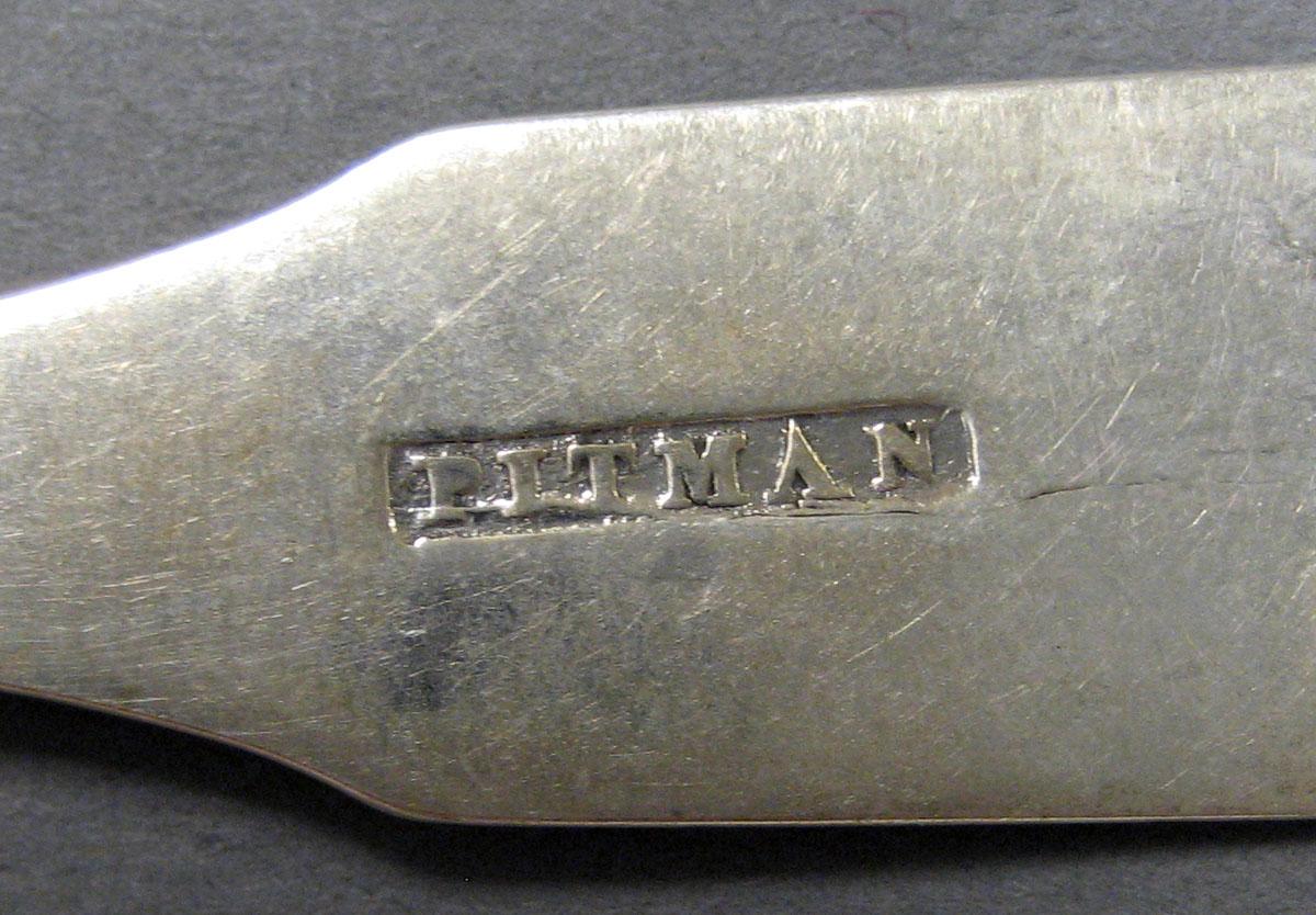 1998.0004.1917.001 Silver Spoon mark