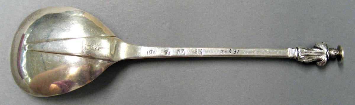 1998.0004.1919 Silver Spoon underside