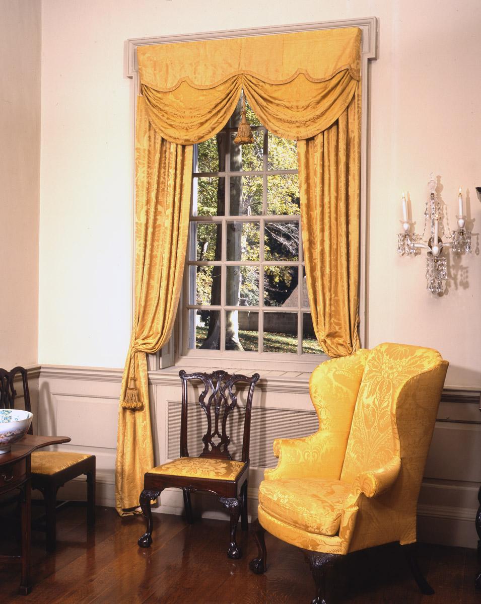Room-Port Royal Parlor view 3