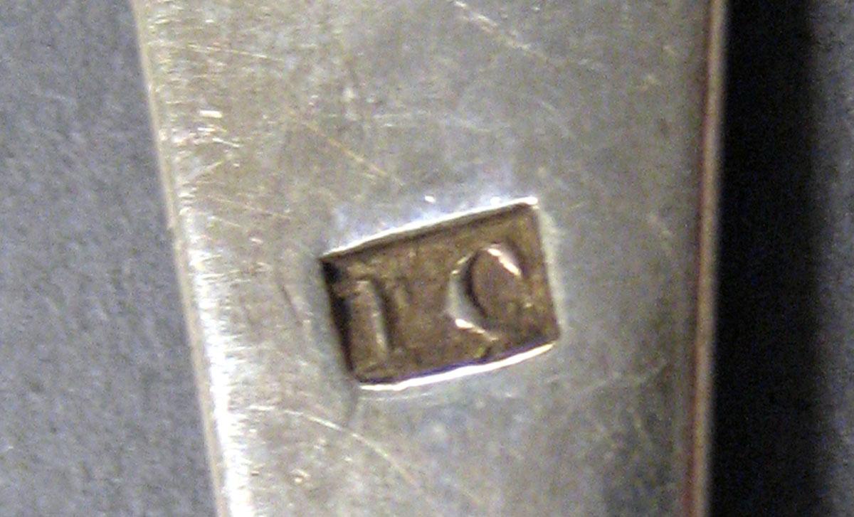 1998.0004.1923 Silver Spoon mark