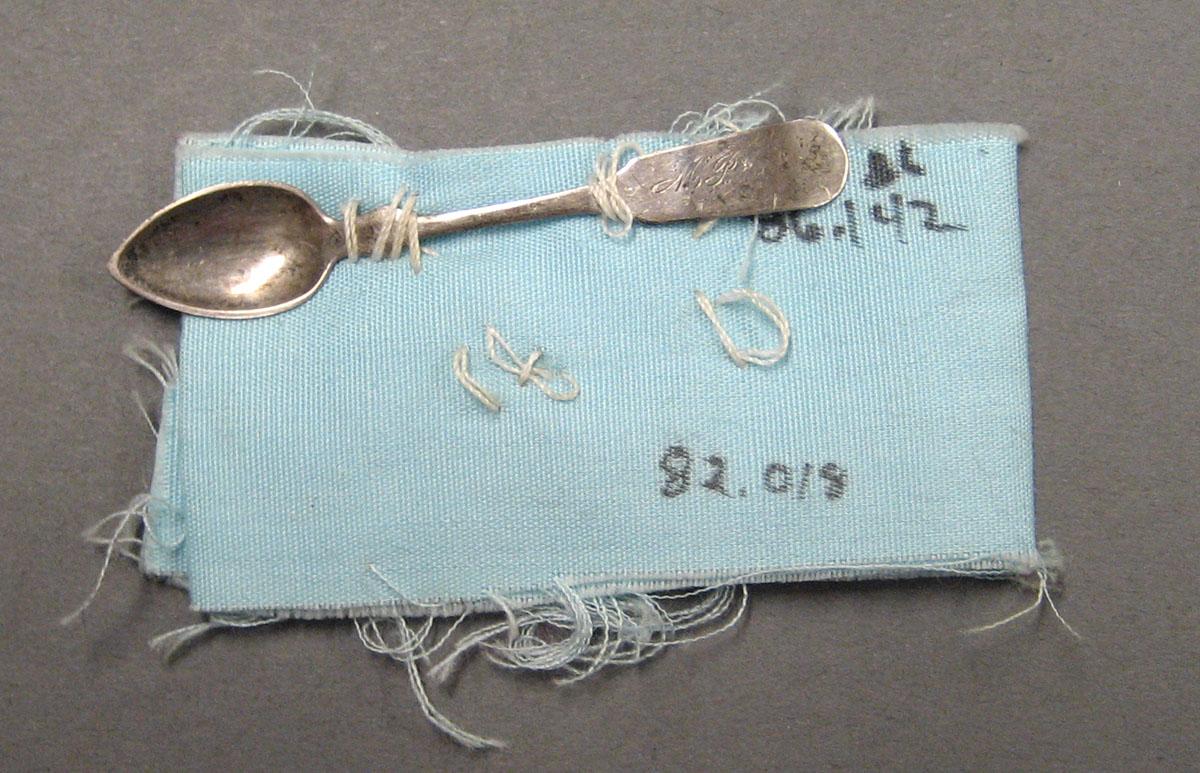 1998.0004.1929 Silver Spoon upper surface