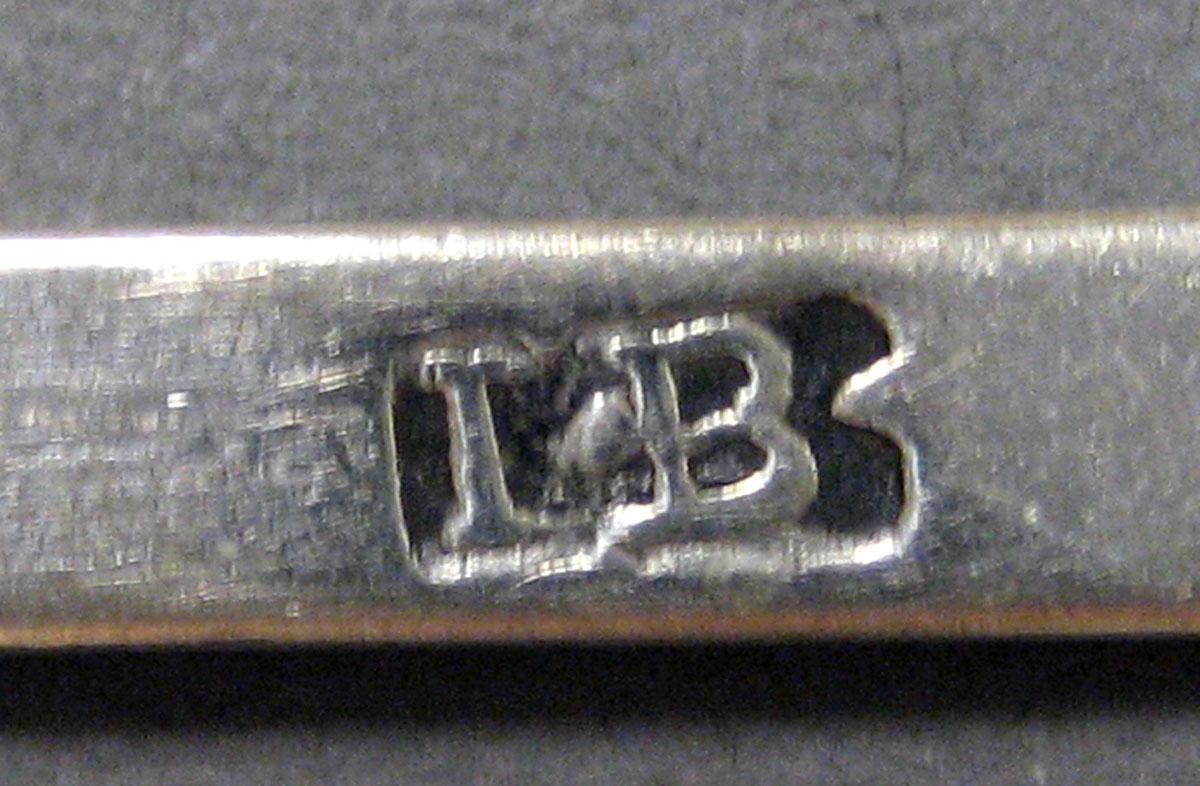 1998.0004.1933 Silver Spoon mark