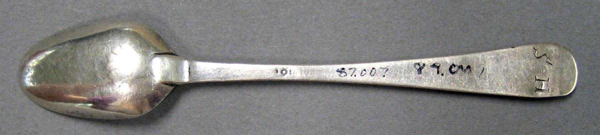 1998.0004.1934 Silver Spoon underside