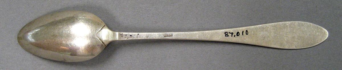 1998.0004.1937 Silver Spoon underside