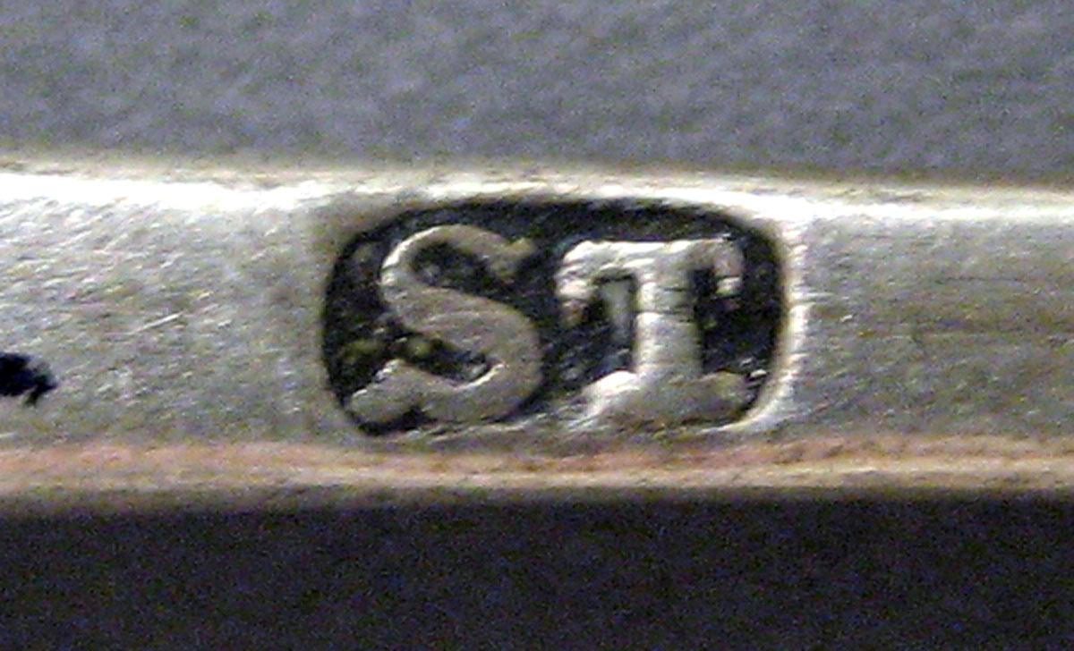 1998.0004.1939 Silver Spoon mark