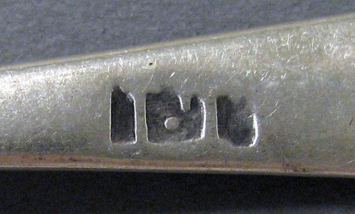 1998.0004.1940 Silver Spoon mark