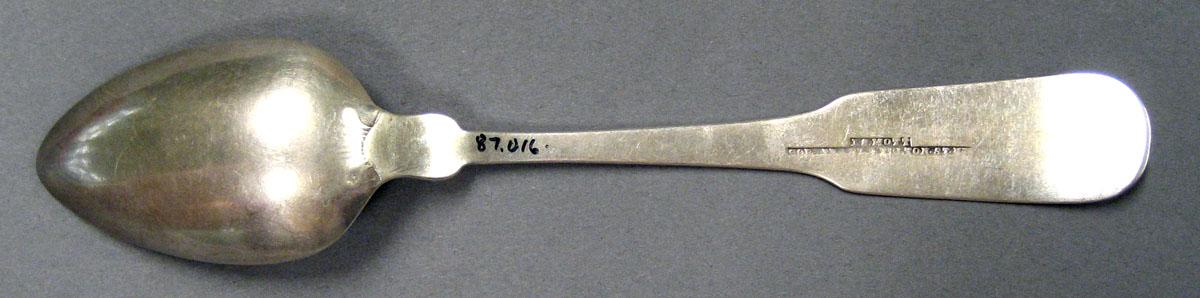 1998.0004.1943 Silver Spoon underside