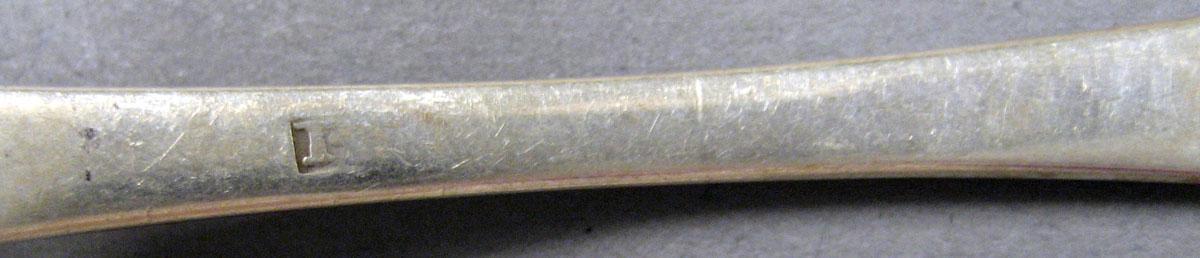1998.0004.1944.001 Silver Spoon mark
