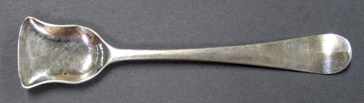 1998.0004.1950.001 Silver Spoon upper surface