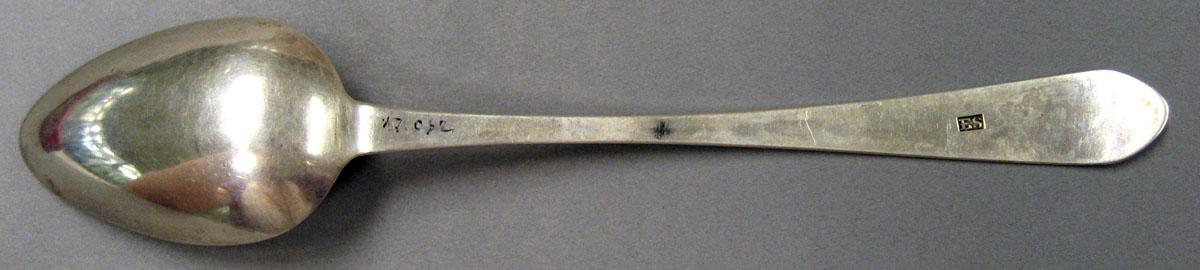 1998.0004.1959.002 Silver Spoon underside