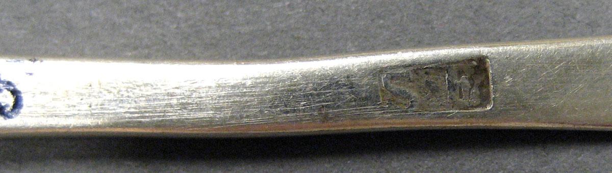 1998.0004.1962 Silver Spoon mark