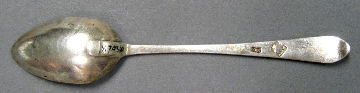 1998.0004.1963 Silver Spoon underside