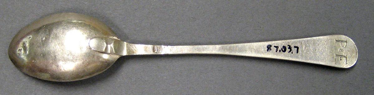 1998.0004.1964 Silver Spoon underside