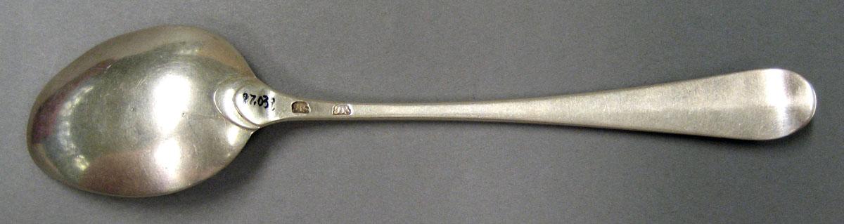 1998.0004.1966 Silver Spoon underside