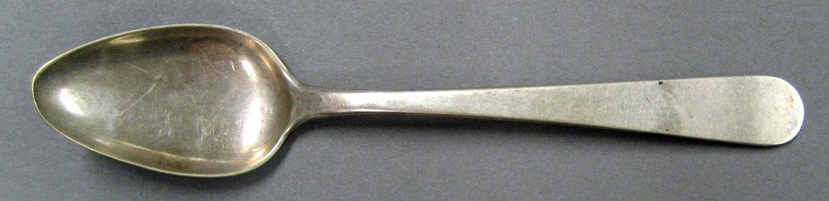 1998.0004.1975 Silver Spoon upper surface
