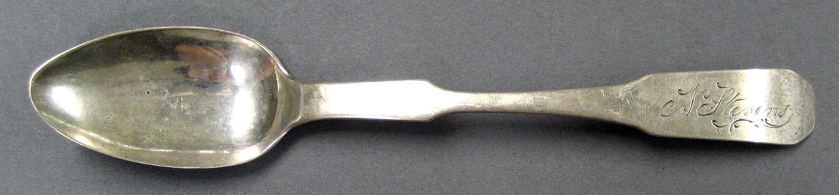 1998.0004.1976.002 Silver Spoon upper surface