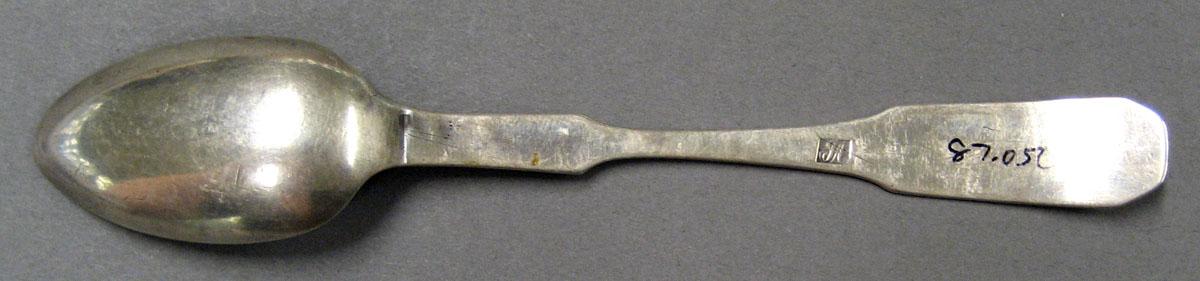 1998.0004.1976.002 Silver Spoon underside