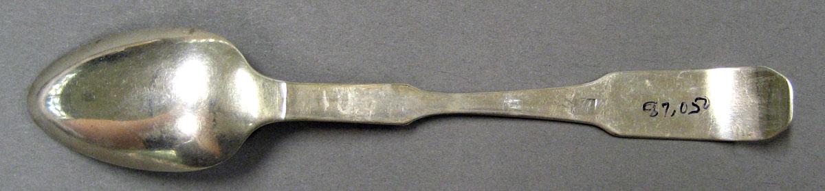 1998.0004.1976.003 Silver Spoon underside