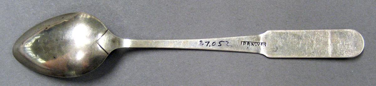 1998.0004.1978 Silver Spoon underside