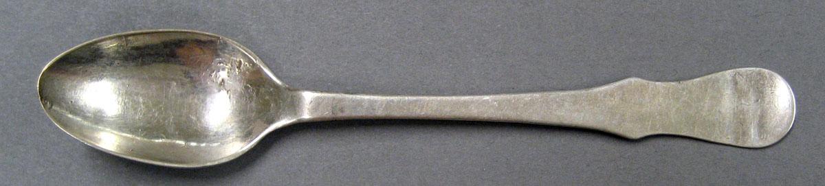 1998.0004.1981.004 Silver Spoon upper surface