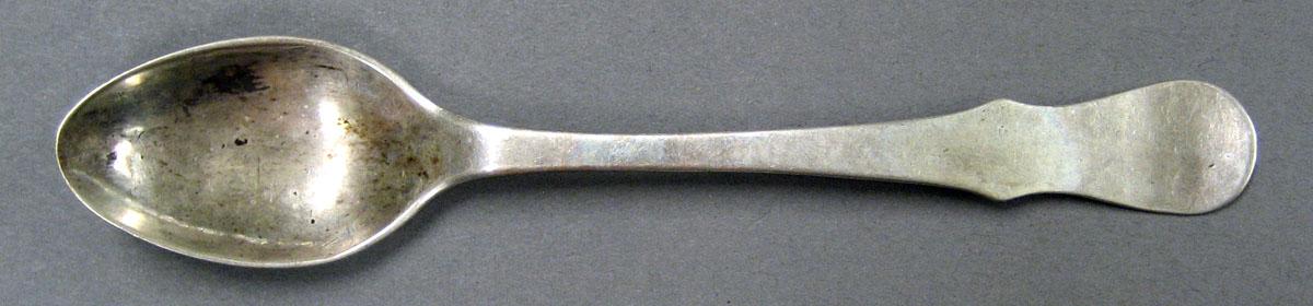 1998.0004.1981.005 Silver Spoon upper surface