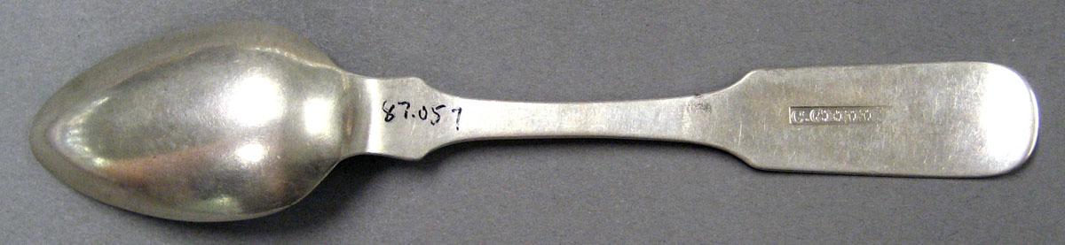 1998.0004.1983 Silver Spoon underside
