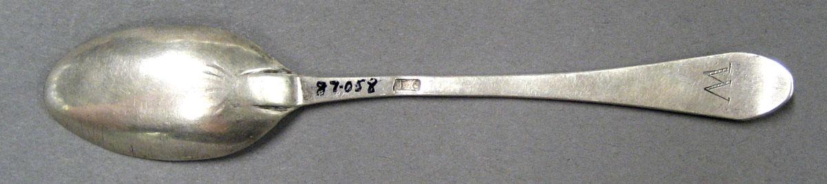 1998.0004.1984 Silver Spoon underside
