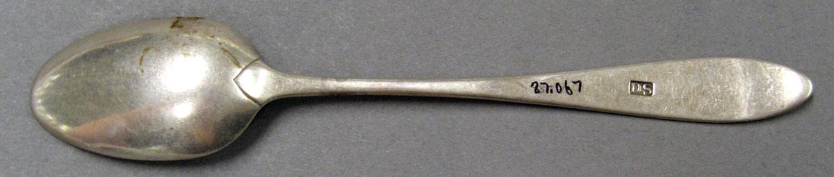 1998.0004.1993.002 Silver Spoon underside